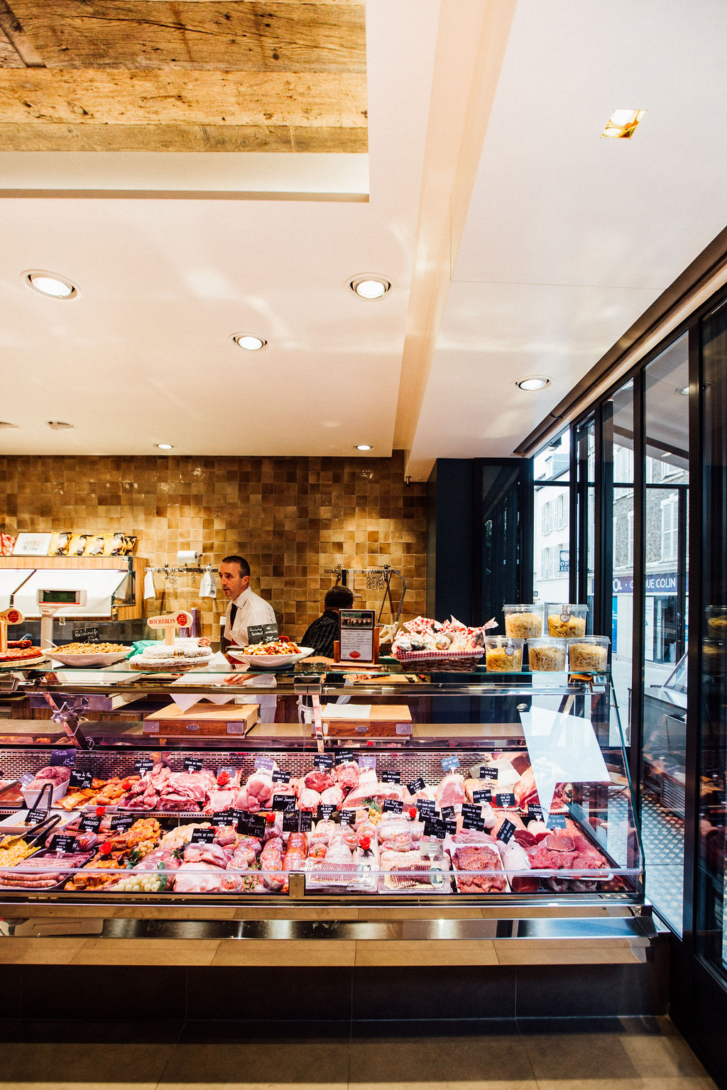 Vitrine réfrigérée chez Boucherie La Clamartoise réalisée par YD