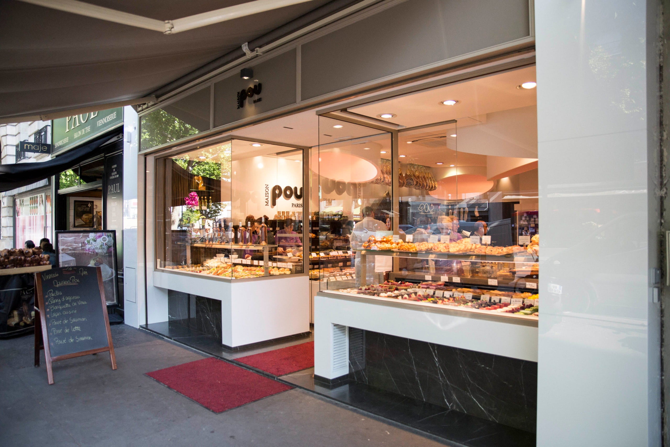 Vitrine réfrigérée chez Maison Pou par YD